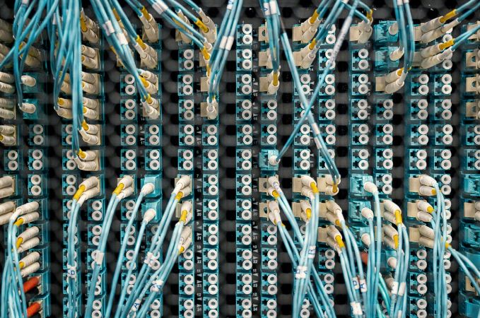 networking-technology:-circuit-switching-&-packet-switching