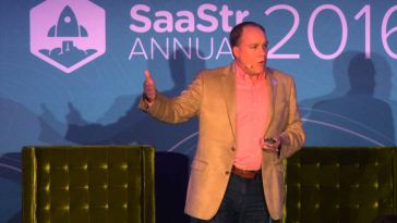 why-i-usually-(not-always)-prefer-customer-success-to-report-to-the-ceo