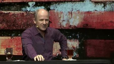 5-ways-to-enter-a-crowded-market-and-3+-ways-not-to.