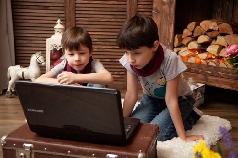 how to tech your kids to code