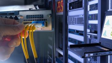 4-examples-of-it-services-(&-why-you-need-them)